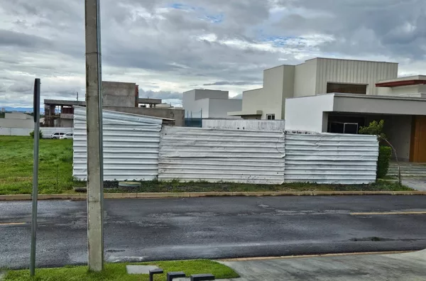 Terrenos em condomínio alto padrão  para venda,  Passagem Da Conceição, Várzea Grande