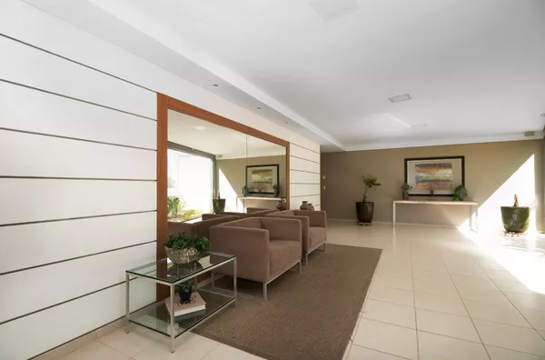Apartamento à Venda com 3 Quarto(s), sendo 1 Suíte e Armários Planejados próximo ao Pantanal Shopping, Cuiabá.