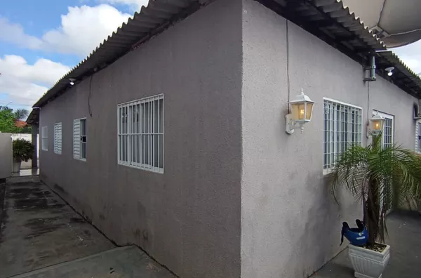 Casa para venda, 4 quartos,  Cristo Rei, Varzea Grande