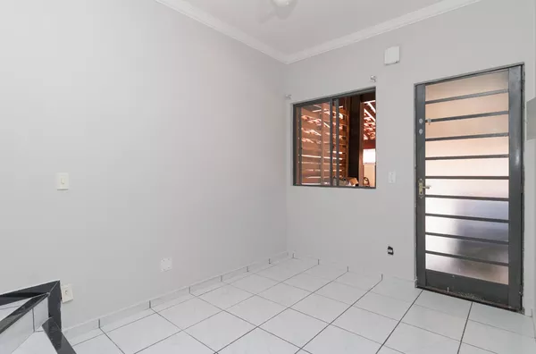 Casa em condomínio – disponível para venda ou locação no Jardim Santa Amália (Barra do Pari), Cuiabá