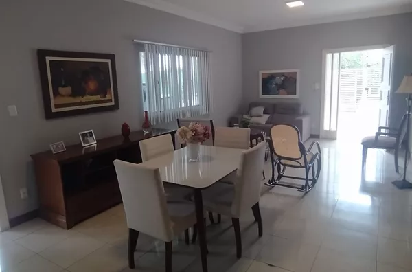 Casa Residencial /Comercial próxima ao Hospital Santa Rosa, Jardim Mariana, Cuiabá
