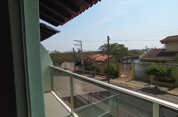 Sobrado para venda, Esquina, 02 dormitórios com sacada - Santa Cruz, Cuiabá