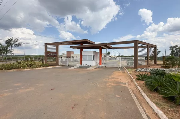 Casa em condomínio para venda, 3 quarto(s) sendo 1 suíte, no Bairro Santa Cruz, Chapada Dos Guimarães.