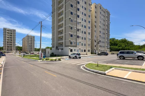 Apartamento à venda,  próximo Centro Político Administrativo, morada do ouro, 2 quartos e com sacada, Cuiabá