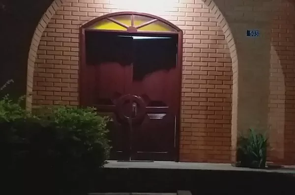 Casa para venda, 4 quartos sendo uma suíte,  Jardim Shangri-la, Cuiabá