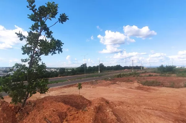 Terreno residencial Bairro Petropolis VG,  em frente ao Florais da Mata, Várzea Grande