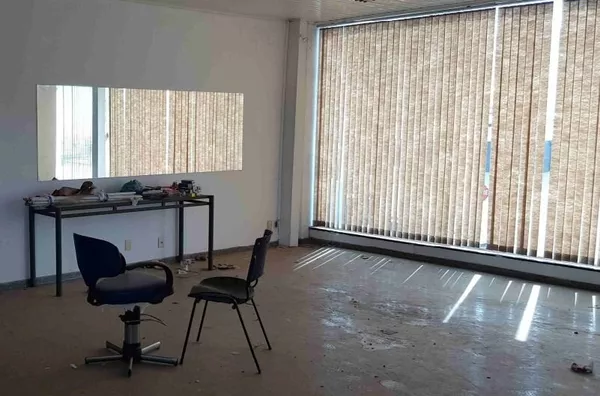 Prédio Comercial à venda,  com 2 pavimentos,  Morada Da Serra/CPA-I,  com 312,80m², Cuiabá
