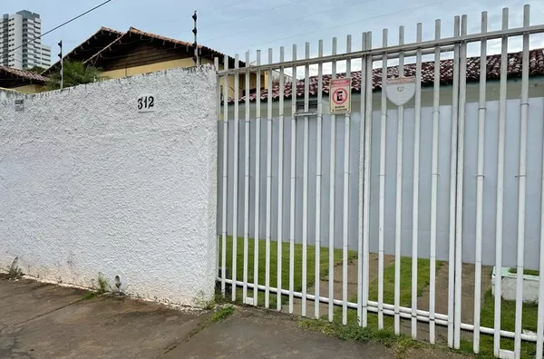 Casa com ponto comercial para venda,  Jardim Cuiabá, Cuiabá