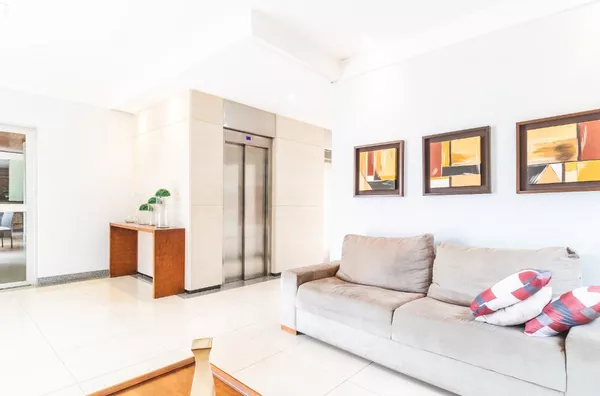 Apartamento à Venda com 2 Suíte(s) no Bairro Quilombo, Cuiabá!
