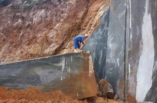 Oportunidade de Investimento: Ativo Mineral (Granito Exótico) com Terras em Minas Gerais