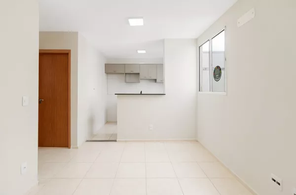 Apartamento à Venda com 2 Quartos, armários planejados no Condomínio Chapada da Costa, próximo ao Atacadão e Forte Atacadista, Cuiabá.
