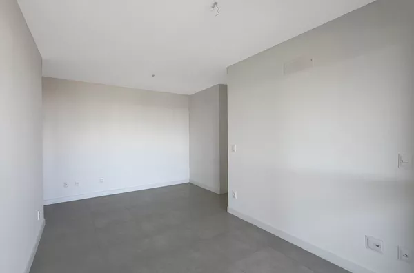 Apartamento no Ed.URBANIT para venda, nunca habitado, com 3 Quarto(s) sendo 1 suíte, próximo do da UFMT e Shopping 3 Américas, Jardim Leblon, Cuiabá.