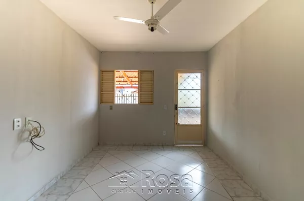 CASA PARA VENDA ESPAÇOSA COM VARANDA GOURMET, PARQUE CUIABÁ Cuiabá