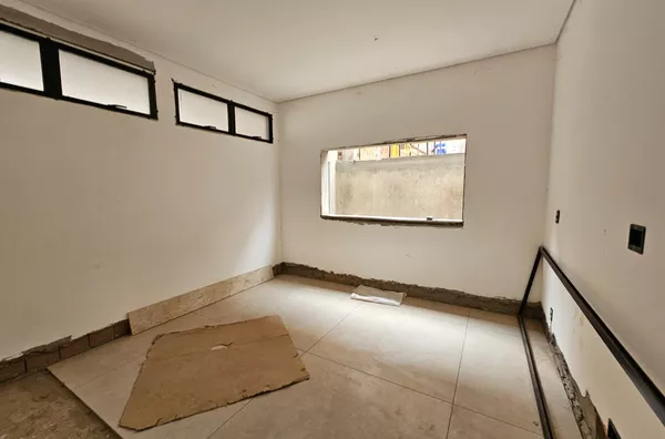 Casa em condomínio para venda, 5 suítes, Jardim Itália, Cuiabá