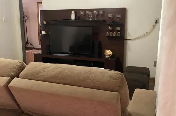 Casa bem localizada no bairro Grande Terceiro