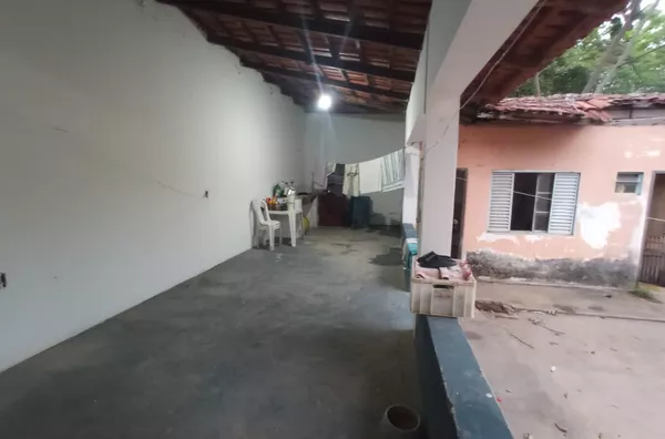 Casa para venda,  Bairro Altos do Coxipó, com 03 dormitórios. 