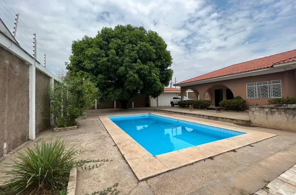 Casa Residencial ou Comercial localização privilegiada para venda, 5 quartos,  Cidade Alta, Cuiabá