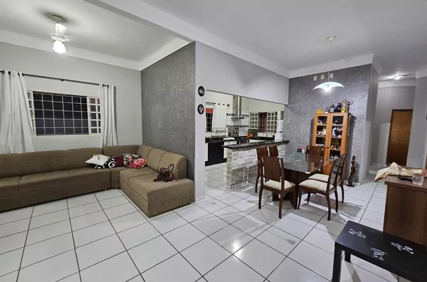 Casa para venda, 4 quarto(s),  Santa Cruz, Cuiabá
