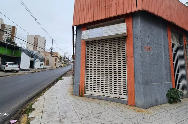 Ponto comercial para venda próximo a Praça Rachid Jaudy no Centro da Capital