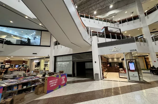 LOJA GOIABEIRAS SHOPPING PISO TÉRREO AO LADO DA VIVARA
