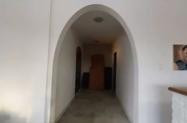 Casa para venda, 4 quartos sendo uma suíte,  Jardim Shangri-la, Cuiabá