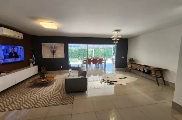Casa Excepcional no Condomínio Alphaville 1 em Cuiabá: Luxo, Conforto e Exclusividade