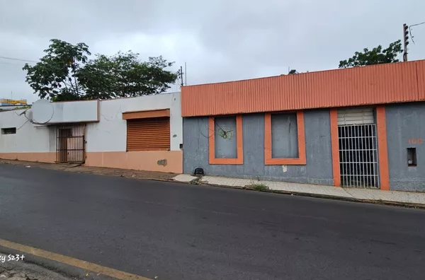 Ponto comercial para venda próximo a Praça Rachid Jaudy no Centro da Capital