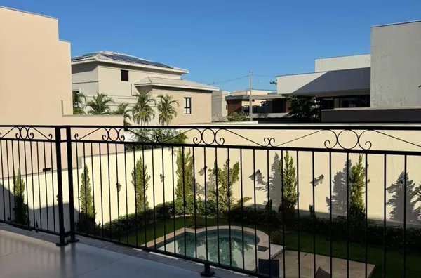 Sobrado a venda no Condomínio Florais Itália, Cuiabá - MT
