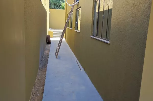 Casa para venda,  3 dormitórios sendo 1 suite, Jardim Universitário, Cuiabá