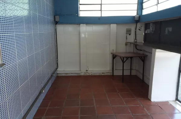 Cantina em Faculdade