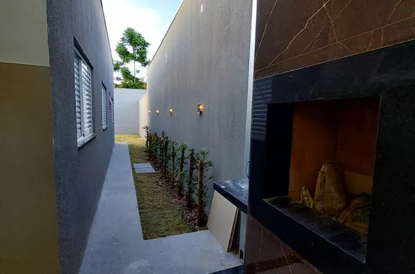 Casa para venda, 3 quartos sendo uma suíte,  Jardim Shangri-la, Cuiabá