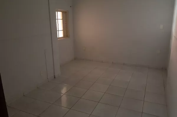 Casa para venda, 4 quarto(s),  Jardim Primavera, Cuiabá
