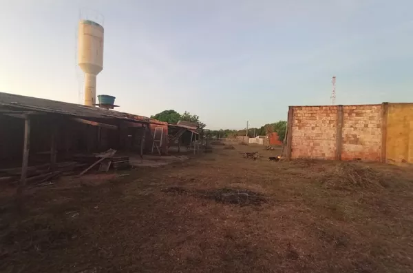 Terreno com barracao   2.000 m² para venda, Estrada do Moinho , Atos do Coxipó, Cuiabá