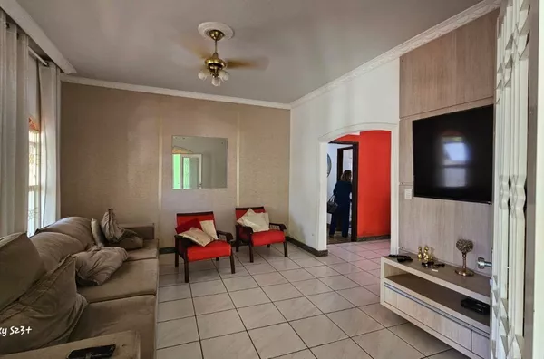 Casa para venda, 4 quartos, sendo 3 suítes  Goiabeiras, Cuiabá