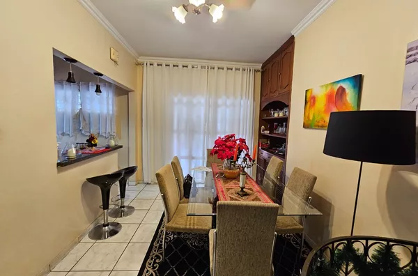 Casa para venda, 3 quartos, sendo uma suíte, Jardim Cuiabá, Cuiabá