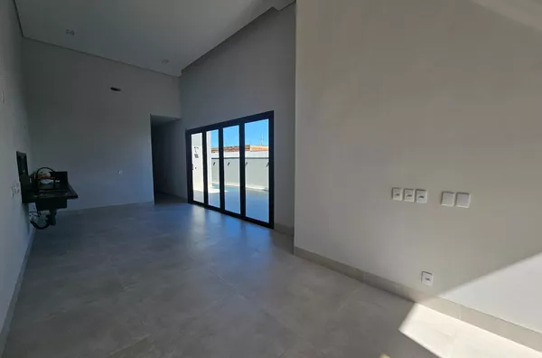 Casa em condomínio de luxo  para venda, próximo a UFMT, Shopping Três Américas, 3 quarto(s),  Jardim Itália, Cuiabá