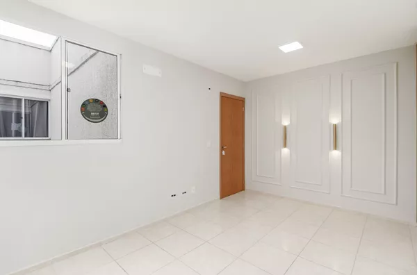 Apartamento à Venda com 2 Quartos, armários planejados no Condomínio Chapada da Costa, próximo ao Atacadão e Forte Atacadista, Cuiabá.