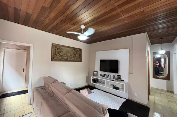 Casa em condomínio para venda, 3 quarto(s),  Jardim Das Palmeiras, Cuiabá