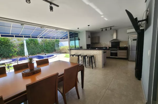 Casa Excepcional no Condomínio Alphaville 1 em Cuiabá: Luxo, Conforto e Exclusividade