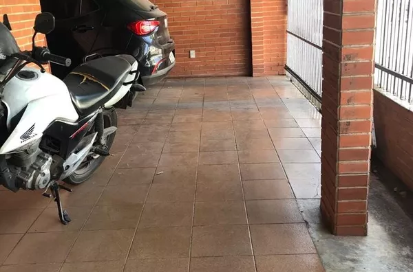 Casa bem localizada no bairro Grande Terceiro