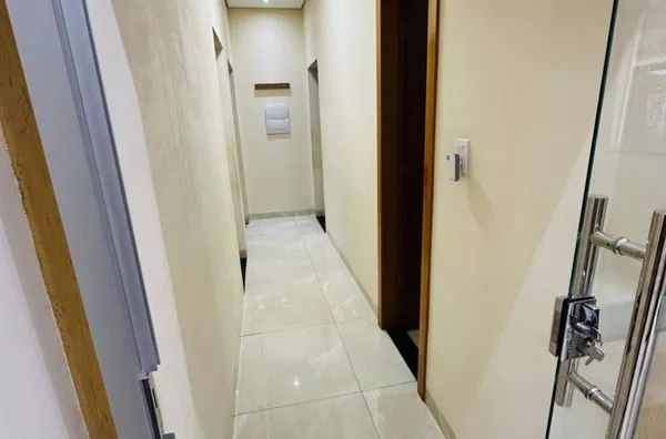 Casa semi-mobiliada, 4 quartos sendo 2 suítes,  Centro-norte, Varzea Grande