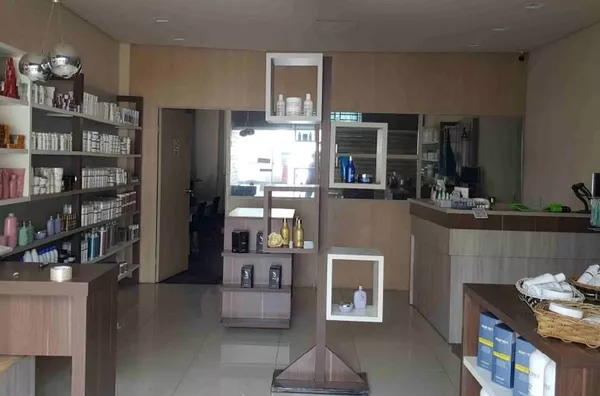 Prédio Comercial à venda, Área construída de 293,96m², Centro-sul, Cuiabá-MT
