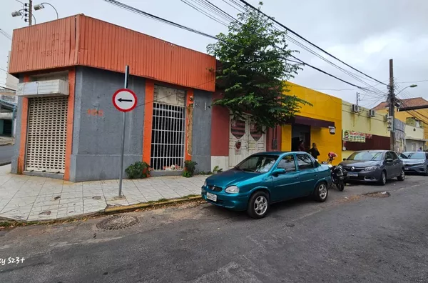 Ponto comercial para venda próximo a Praça Rachid Jaudy no Centro da Capital