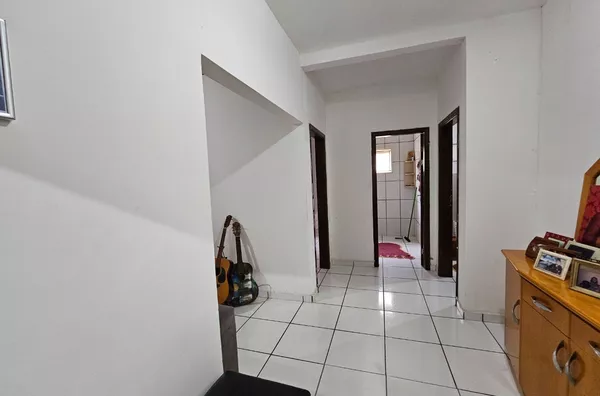 Casa para venda, 3 quartos, sendo 2 suítes,  Centro, Várzea Grande