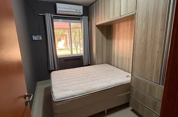 Casa térrea com piscina no condomínio Esmeralda na Mário Andreazza VG