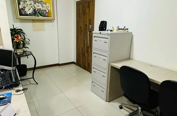 Sala comercial Sol da Manhã para venda, na AV Rubens De Mendonça, Cuiabá