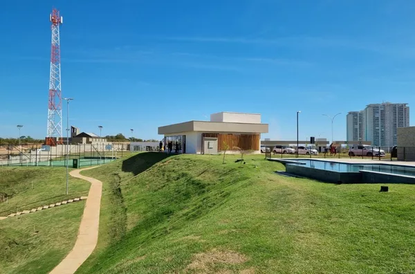 Terreno em Condomínio Fechado ao Lado do Brasil Beach, Cuiabá