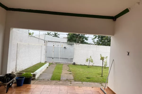 Casa com ponto comercial para venda,  Jardim Cuiabá, Cuiabá
