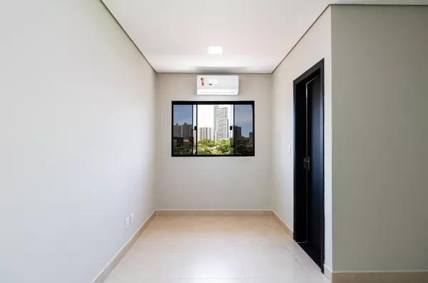 Sala Comercial Para Locação no Bairro Aráes, Próximo da Avenida Miguel Sutil, Cuiabá.