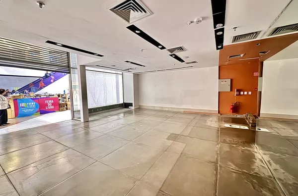 LOJA GOIABEIRAS SHOPPING PISO TÉRREO AO LADO DA VIVARA